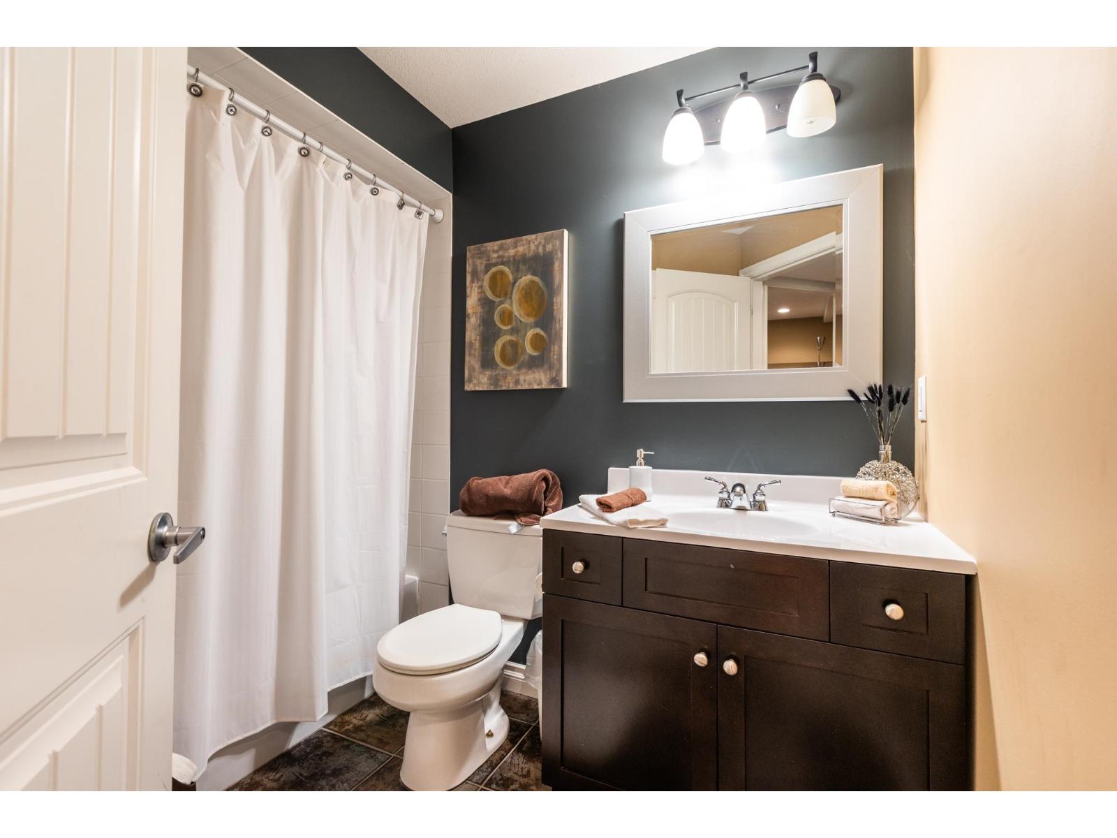 7016 179a Surrey Street, Surrey, British Columbia  V3S 7S4 - Photo 31 - R3083721