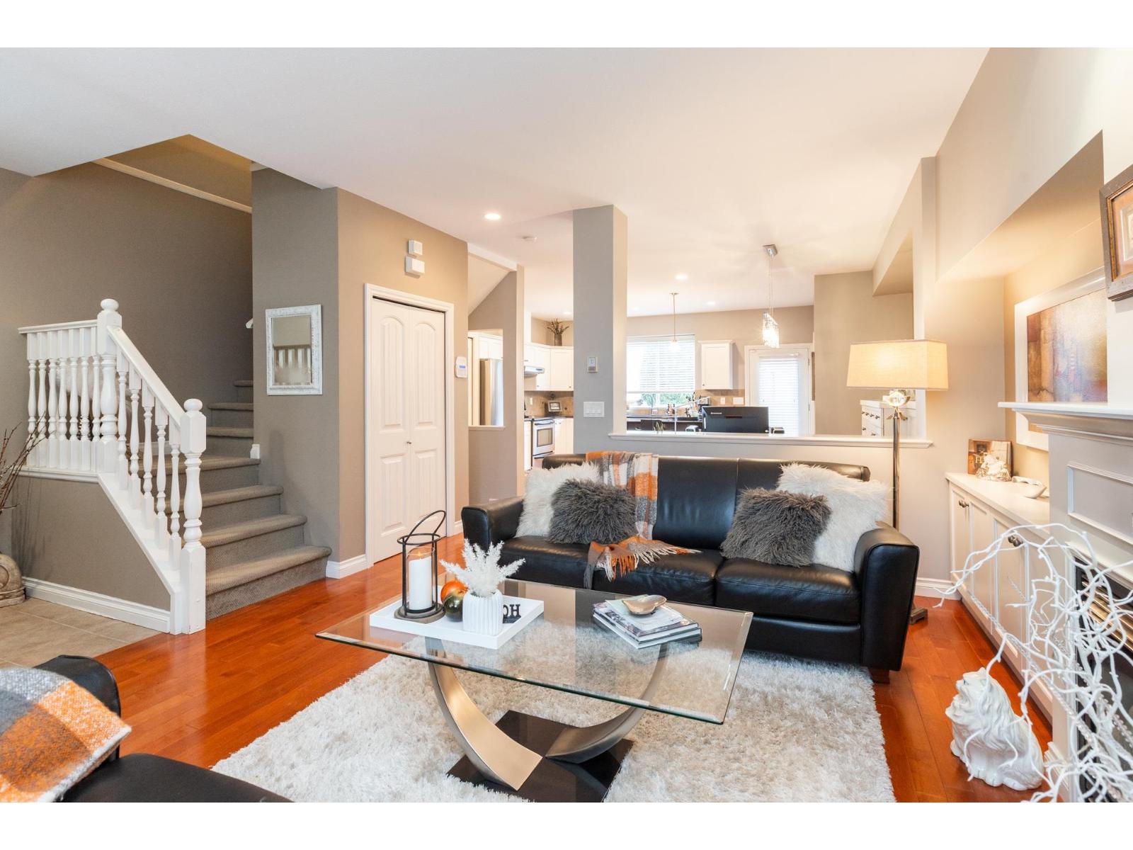 7016 179a Surrey Street, Surrey, British Columbia  V3S 7S4 - Photo 4 - R3083721