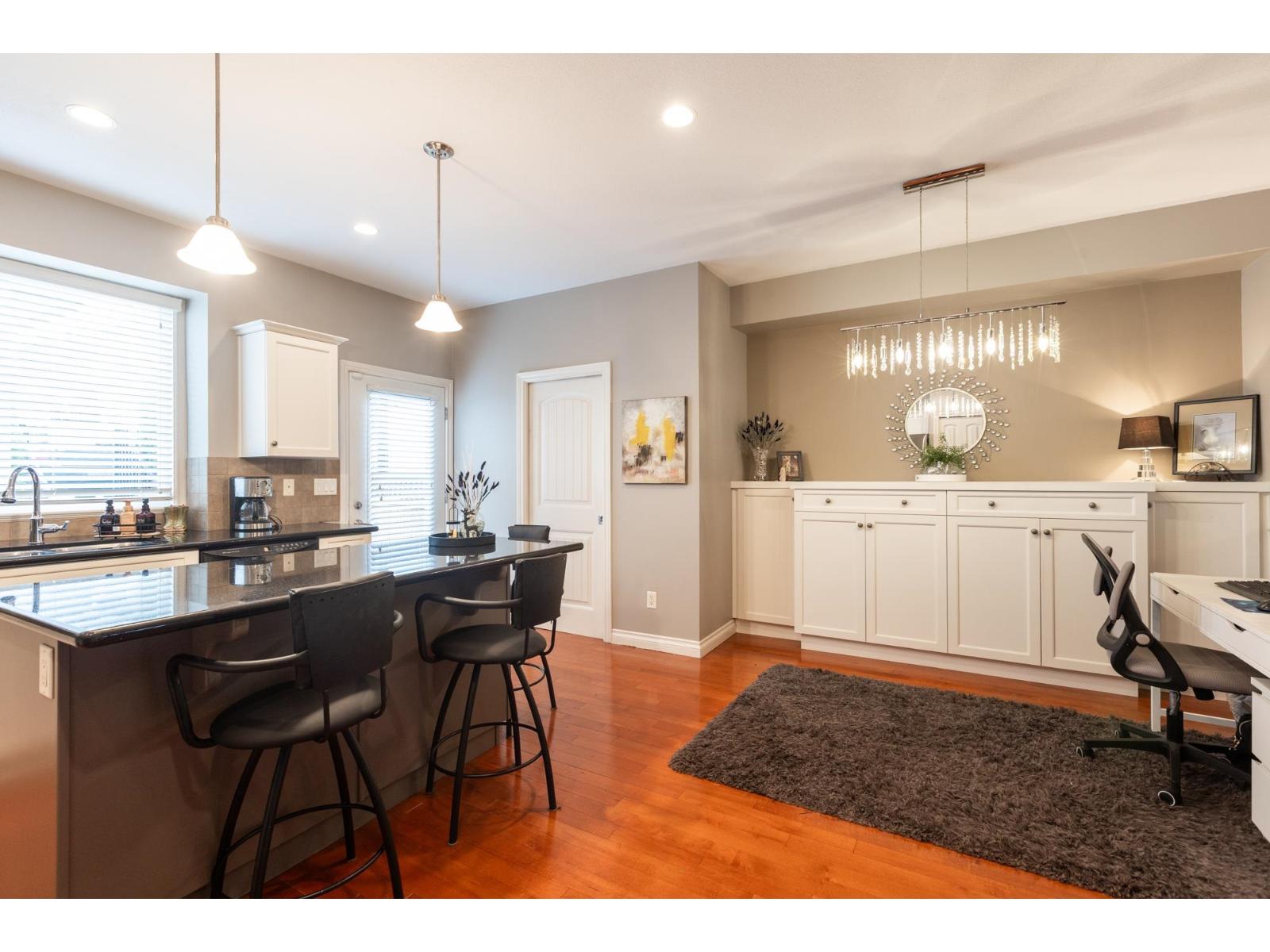 7016 179a Surrey Street, Surrey, British Columbia  V3S 7S4 - Photo 9 - R3083721