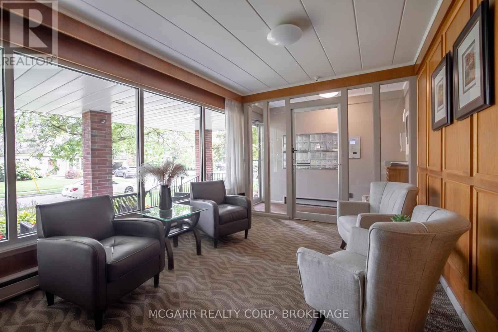 503 - 14 Norris Place, St. Catharines, Ontario  L2R 2W8 - Photo 7 - X12736872