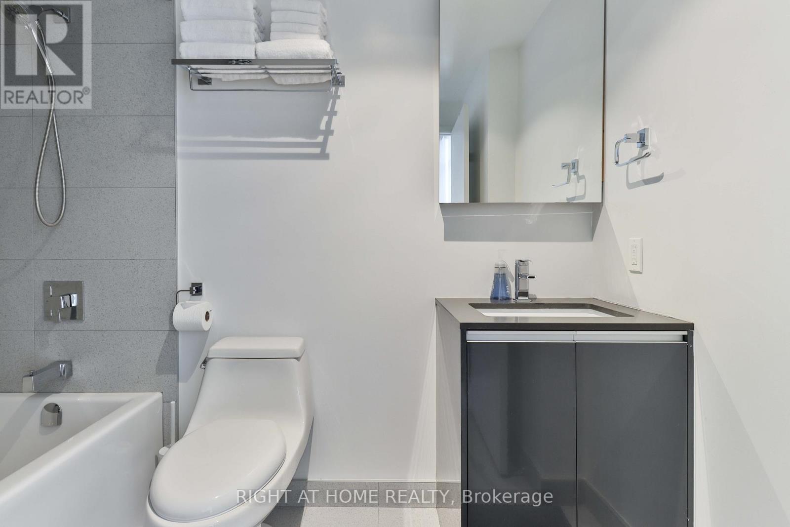 906 - 1190 Dundas Street E, Toronto, Ontario  M4M 0C5 - Photo 17 - E12729978