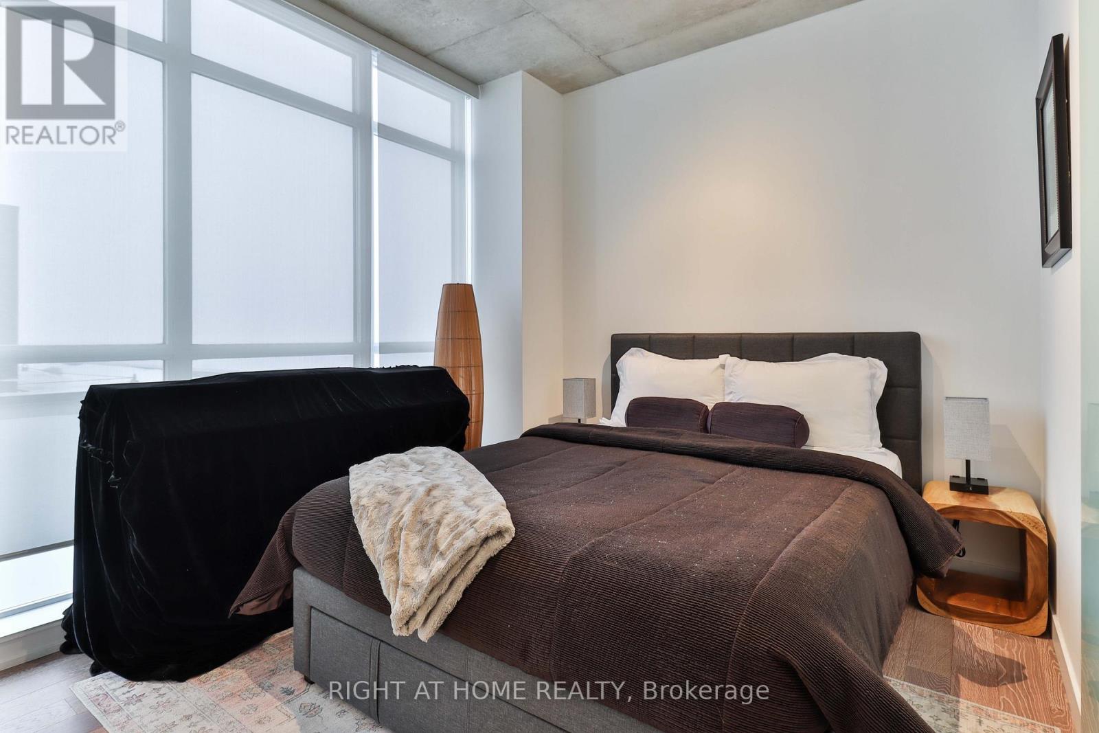 906 - 1190 Dundas Street E, Toronto, Ontario  M4M 0C5 - Photo 14 - E12729978