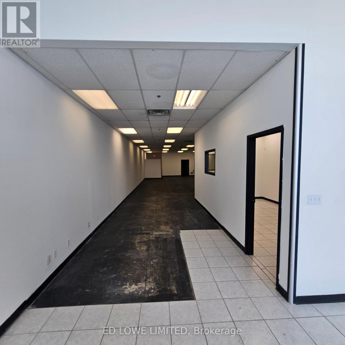 B2 - 21 Commerce Park Drive, Barrie, Ontario  L4N 8X1 - Photo 5 - S12631154