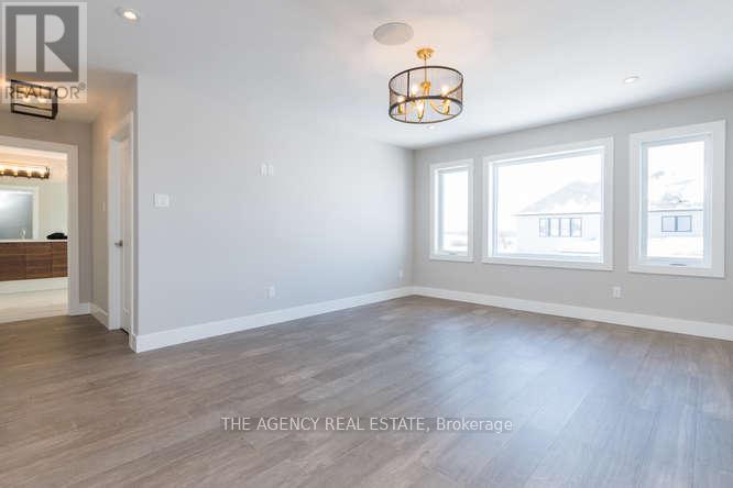 Photo 10 of 17 for 3126 Regiment Road W