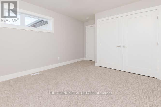 Photo 16 of 17 for 3126 Regiment Road W