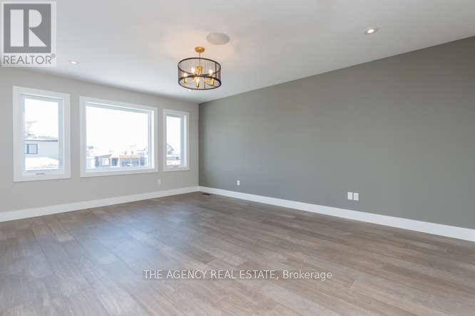 3126 Regiment Road W, London South, Ontario  N6P 0H2 - Photo 9 - X12733942