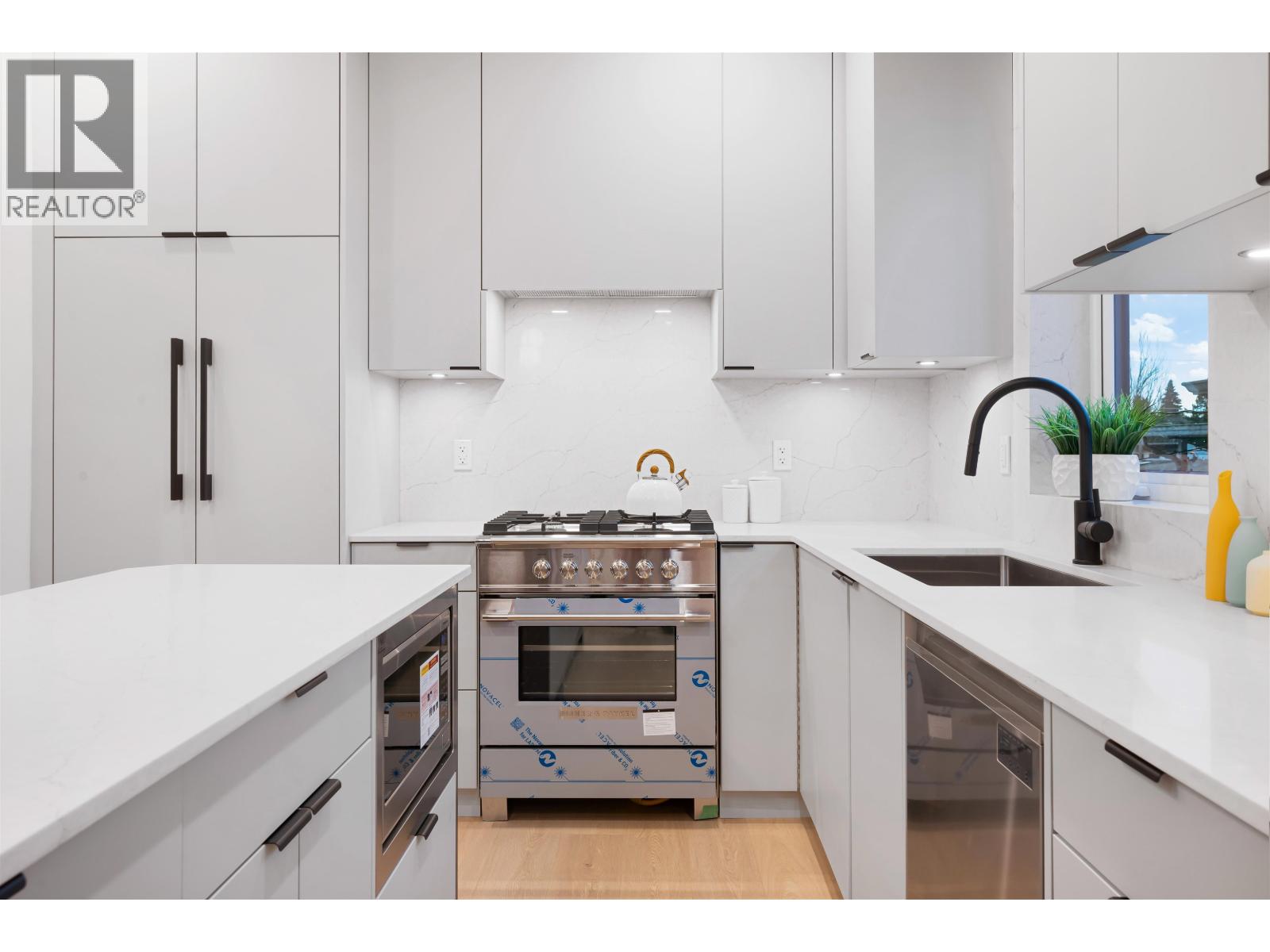 2 5554 Culloden Street, Vancouver, British Columbia  V5W 3R8 - Photo 12 - R3084059