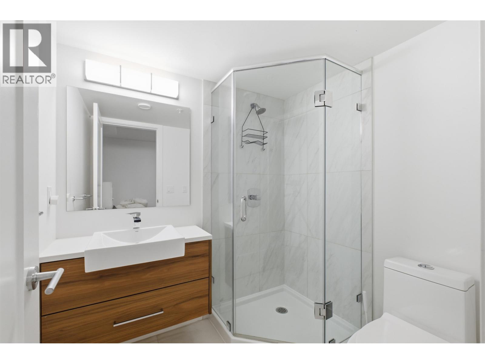 33 720 E 3rd Street, North Vancouver, British Columbia  V7L 0G7 - Photo 18 - R3084096