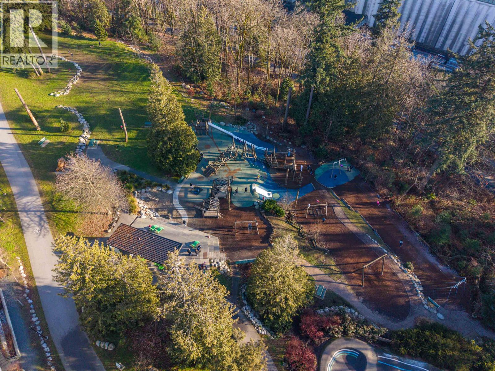 33 720 E 3rd Street, North Vancouver, British Columbia  V7L 0G7 - Photo 24 - R3084096