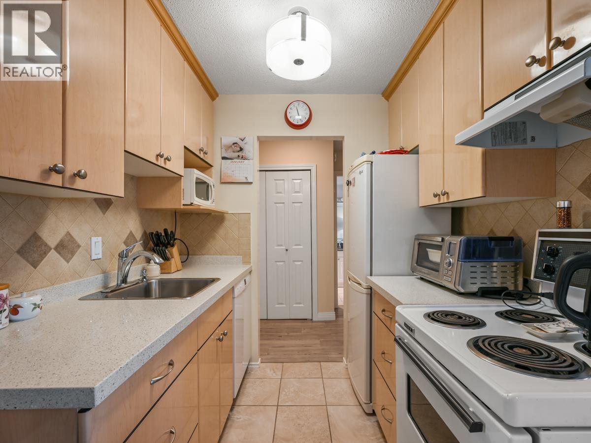205 307 W 2nd Street, North Vancouver, British Columbia  V7M 1E2 - Photo 8 - R3084149