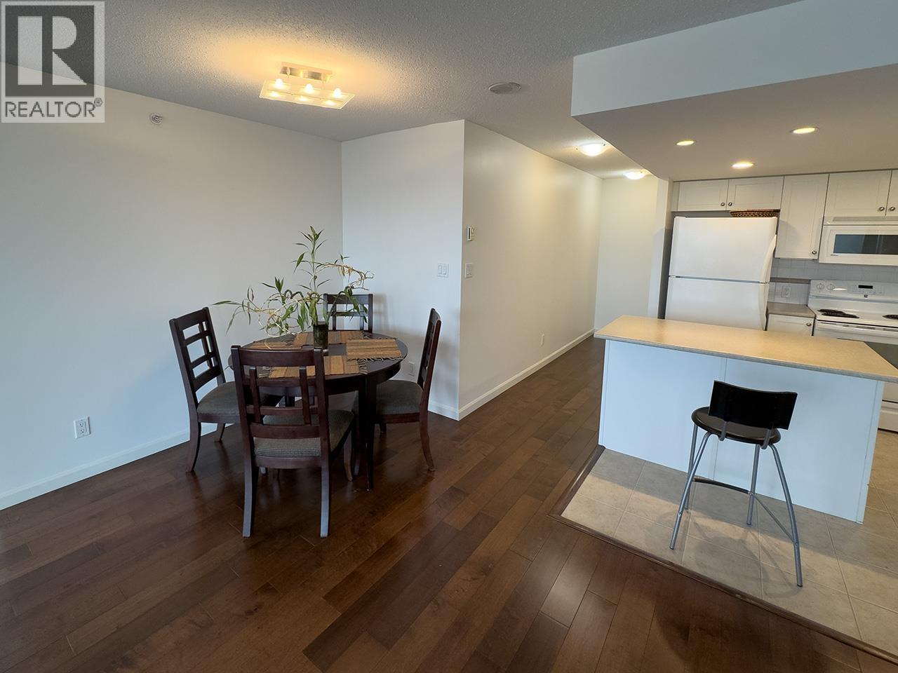 702 615 Hamilton Street, New Westminster, British Columbia  V3M 7A7 - Photo 6 - R3084161