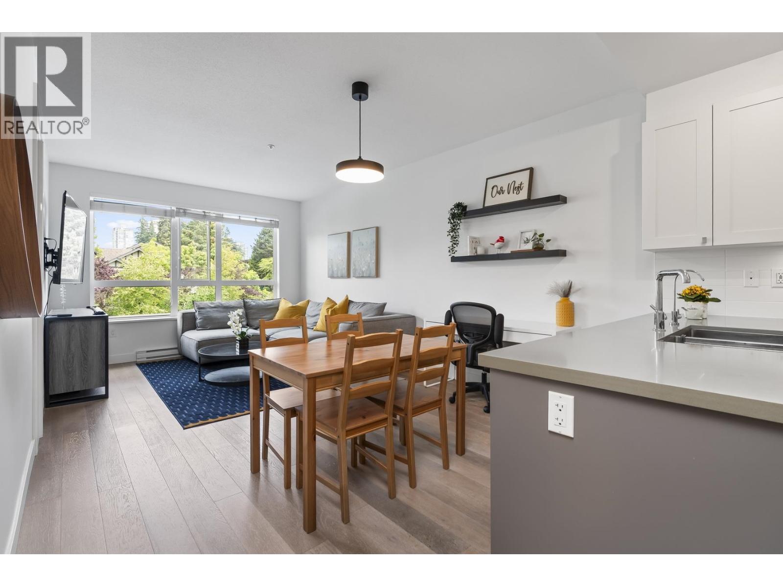 416 3399 NOEL DRIVE, Burnaby, British Columbia