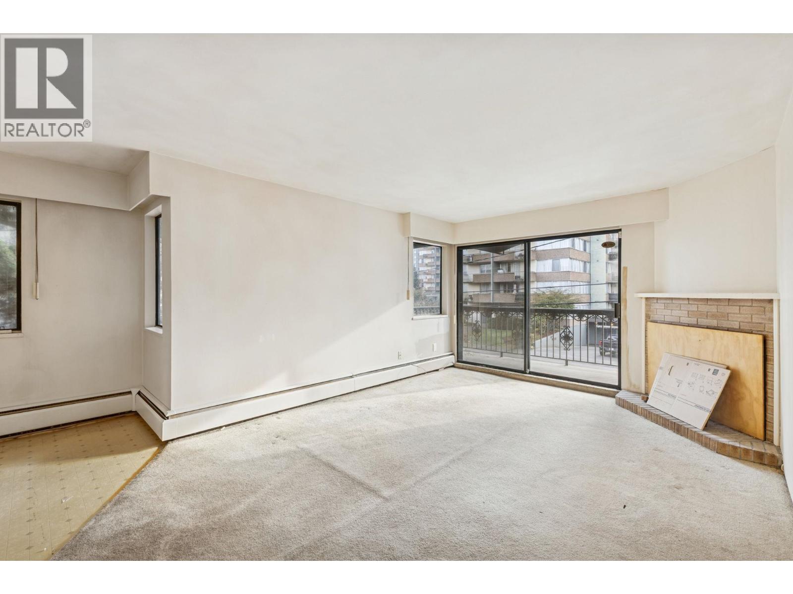 205 707 Hamilton Street, New Westminster, British Columbia  V3M 2M7 - Photo 4 - R3084169