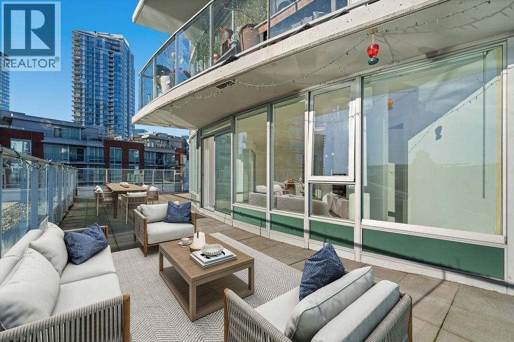 602 58 Keefer Place, Vancouver, British Columbia V6B 0B8 - Photo 1 - R3084216