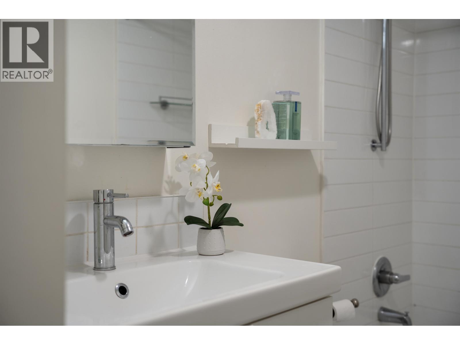 403 1623 E 2nd Avenue, Vancouver, British Columbia  V5N 1E1 - Photo 25 - R3084223