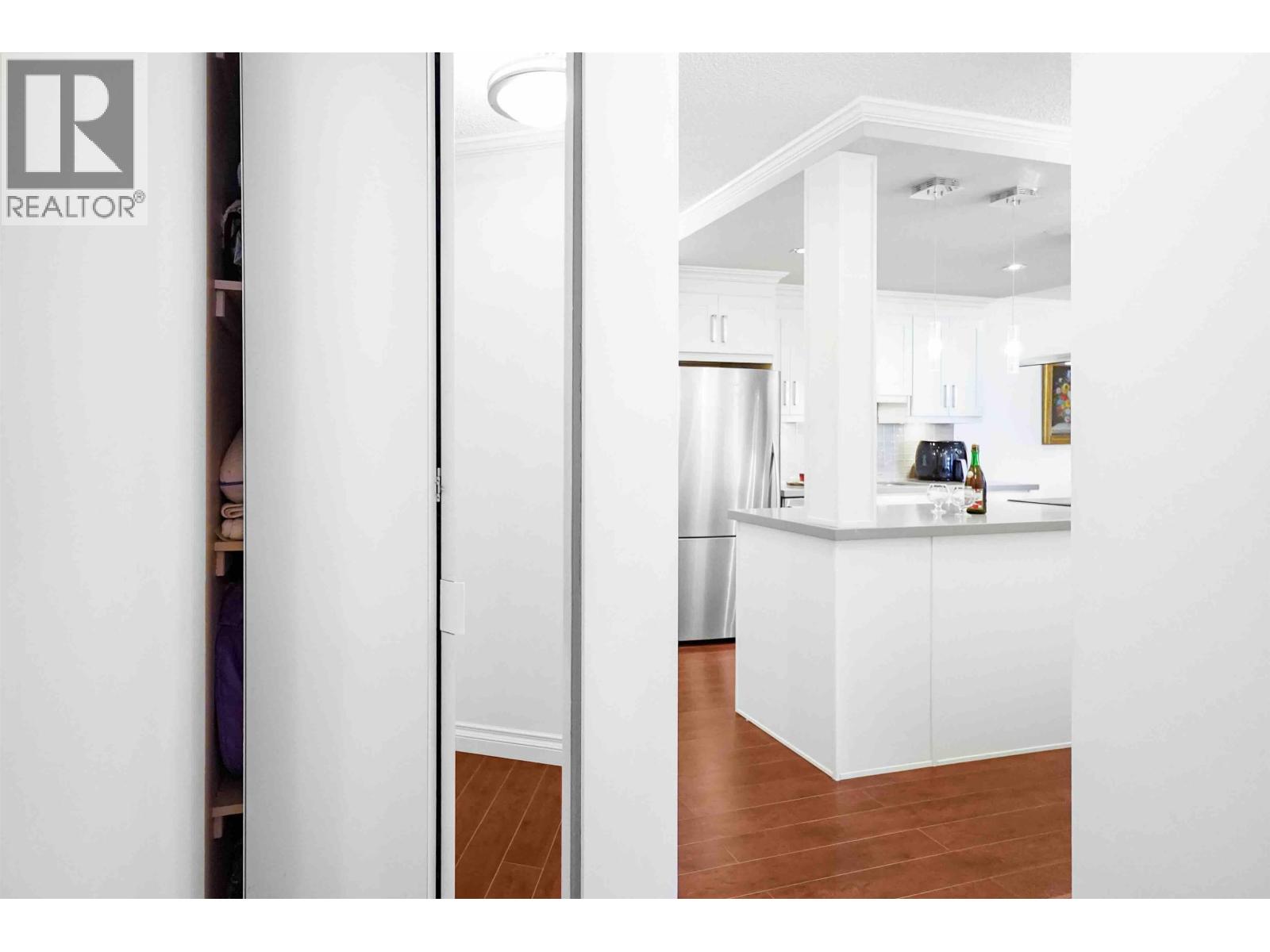 306 2020 Fullerton Avenue, North Vancouver, British Columbia  V7P 3G3 - Photo 17 - R3084230