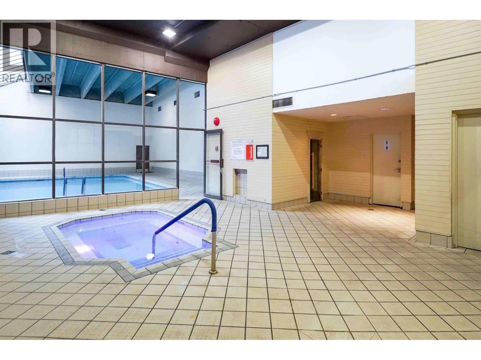 306 2020 Fullerton Avenue, North Vancouver, British Columbia  V7P 3G3 - Photo 27 - R3084230