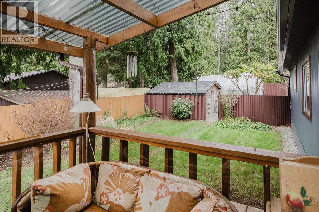 3366 Richards Road, Roberts Creek, British Columbia  V0N 2W2 - Photo 21 - R3084098