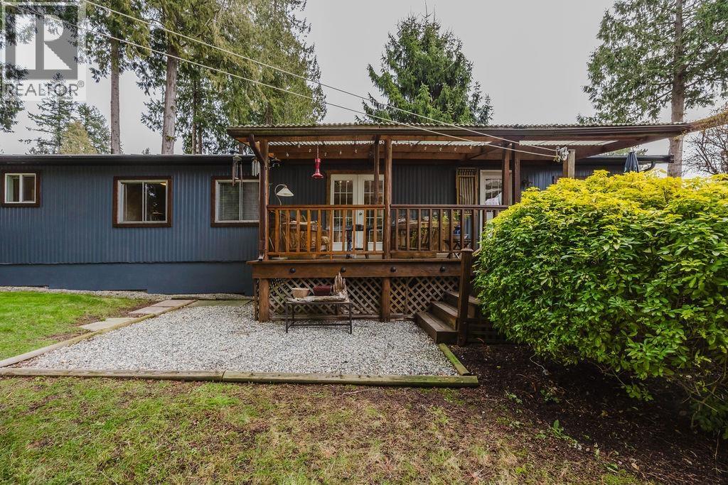3366 Richards Road, Roberts Creek, British Columbia  V0N 2W2 - Photo 26 - R3084098