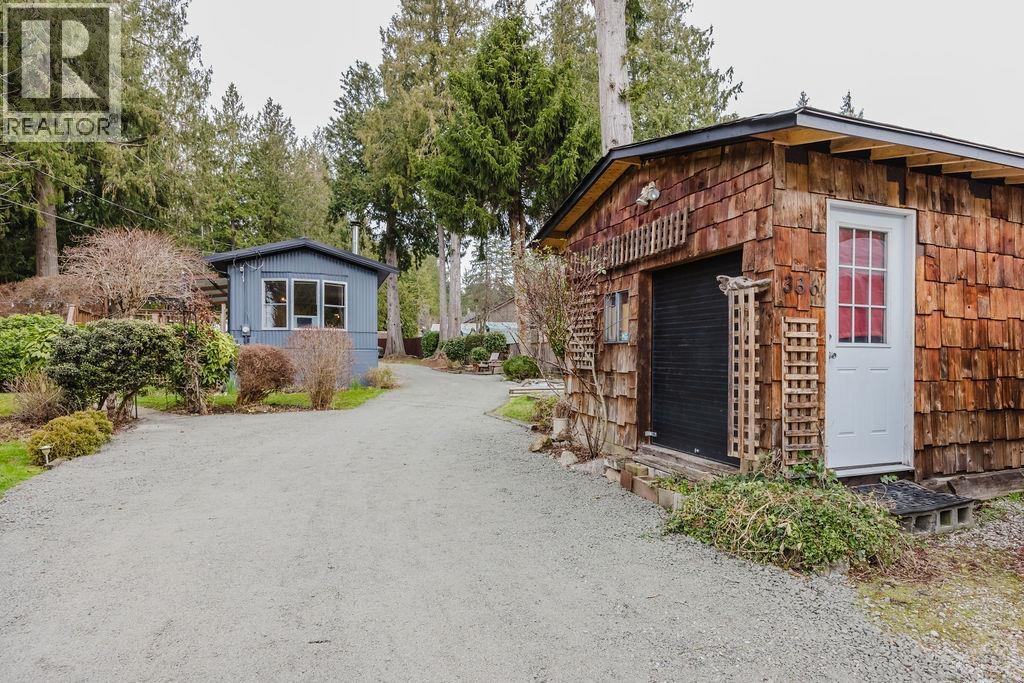 3366 Richards Road, Roberts Creek, British Columbia  V0N 2W2 - Photo 31 - R3084098