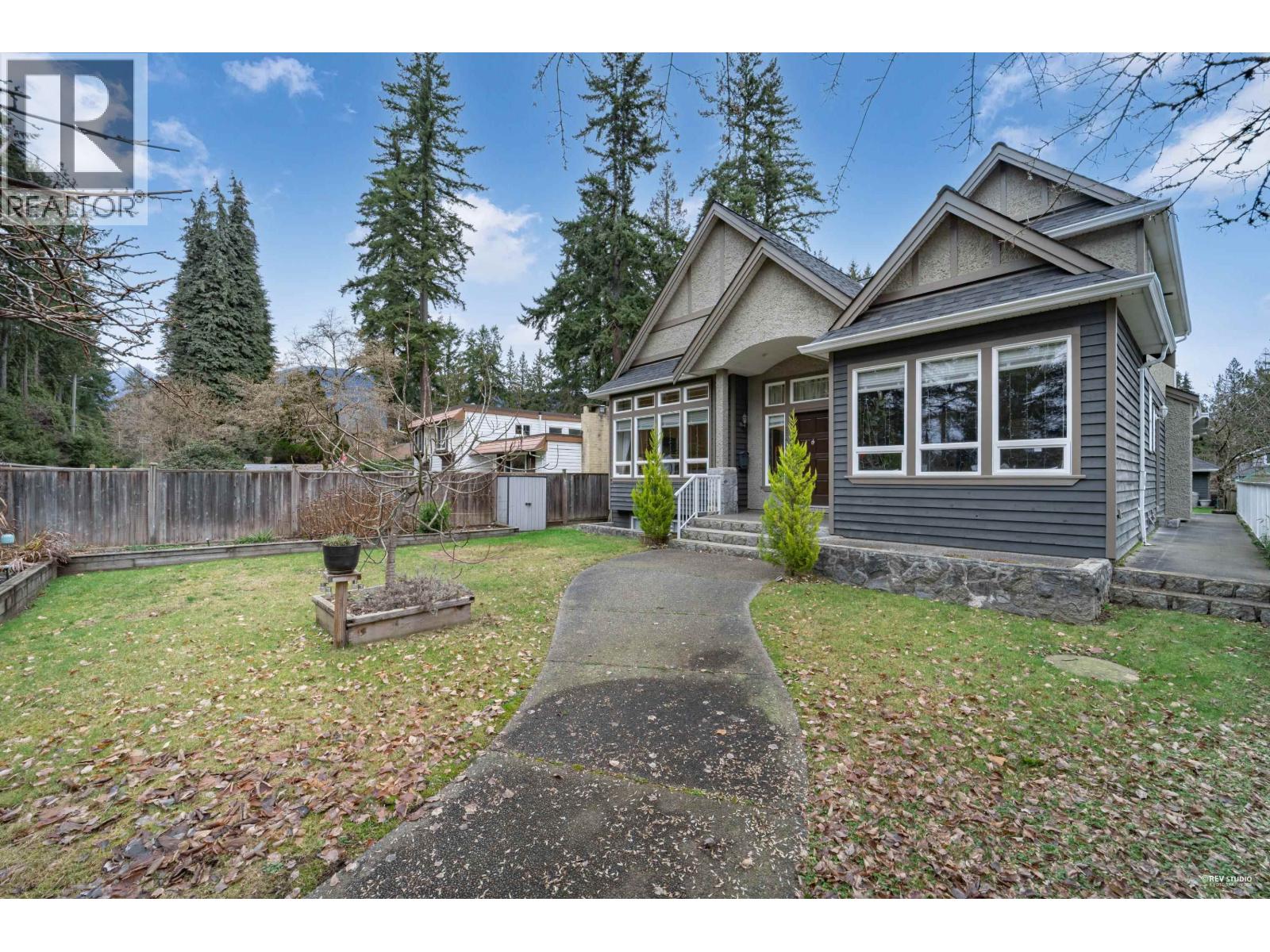 2244 Edgemont Boulevard, North Vancouver, British Columbia  V7P 2K9 - Photo 30 - R3084105