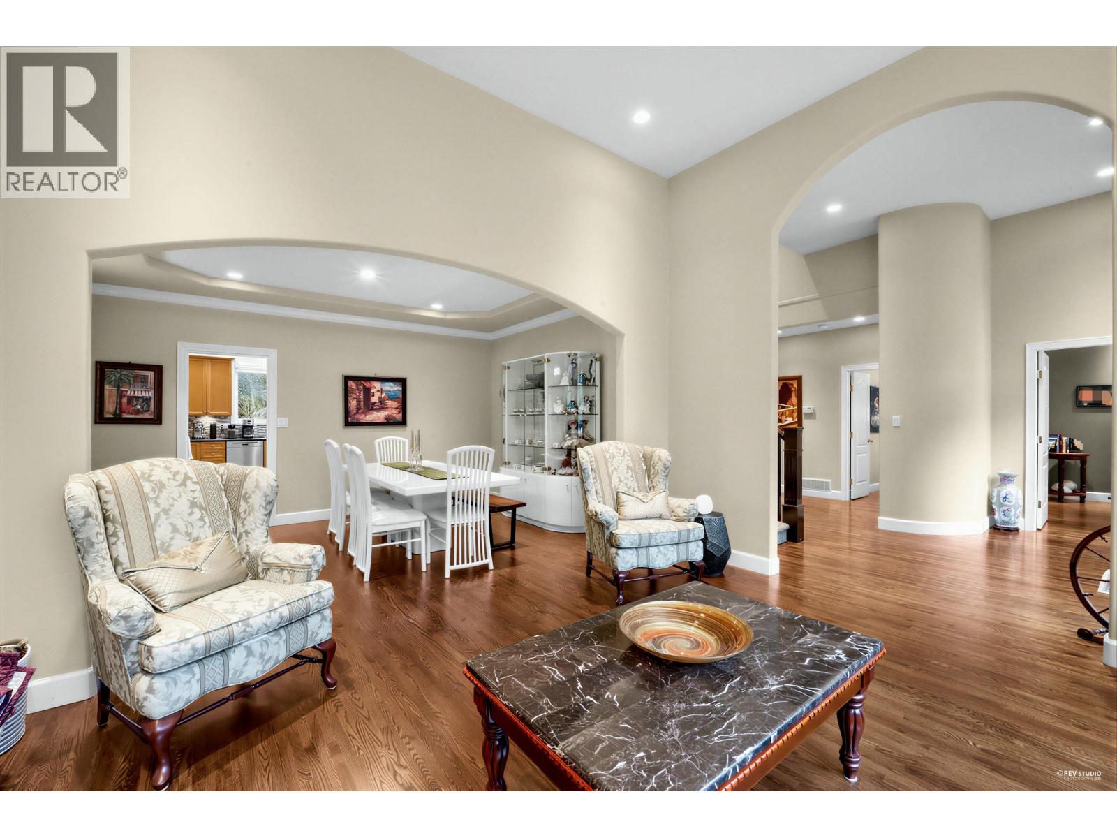 2244 Edgemont Boulevard, North Vancouver, British Columbia  V7P 2K9 - Photo 4 - R3084105