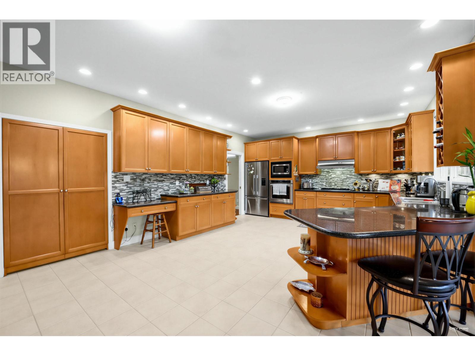 2244 Edgemont Boulevard, North Vancouver, British Columbia  V7P 2K9 - Photo 8 - R3084105