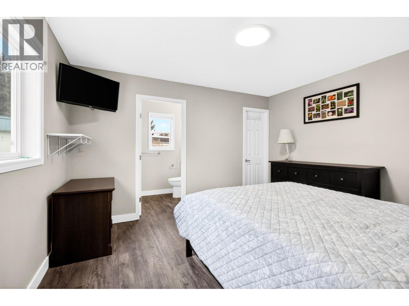 19635 Planetree Lane, Pitt Meadows, British Columbia  V3Y 1Z3 - Photo 16 - R3084114