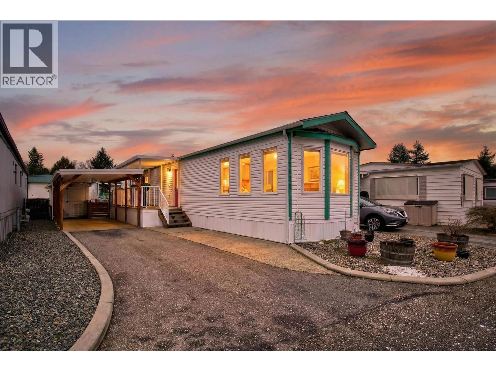 19635 Planetree Lane, Pitt Meadows, British Columbia  V3Y 1Z3 - Photo 39 - R3084114