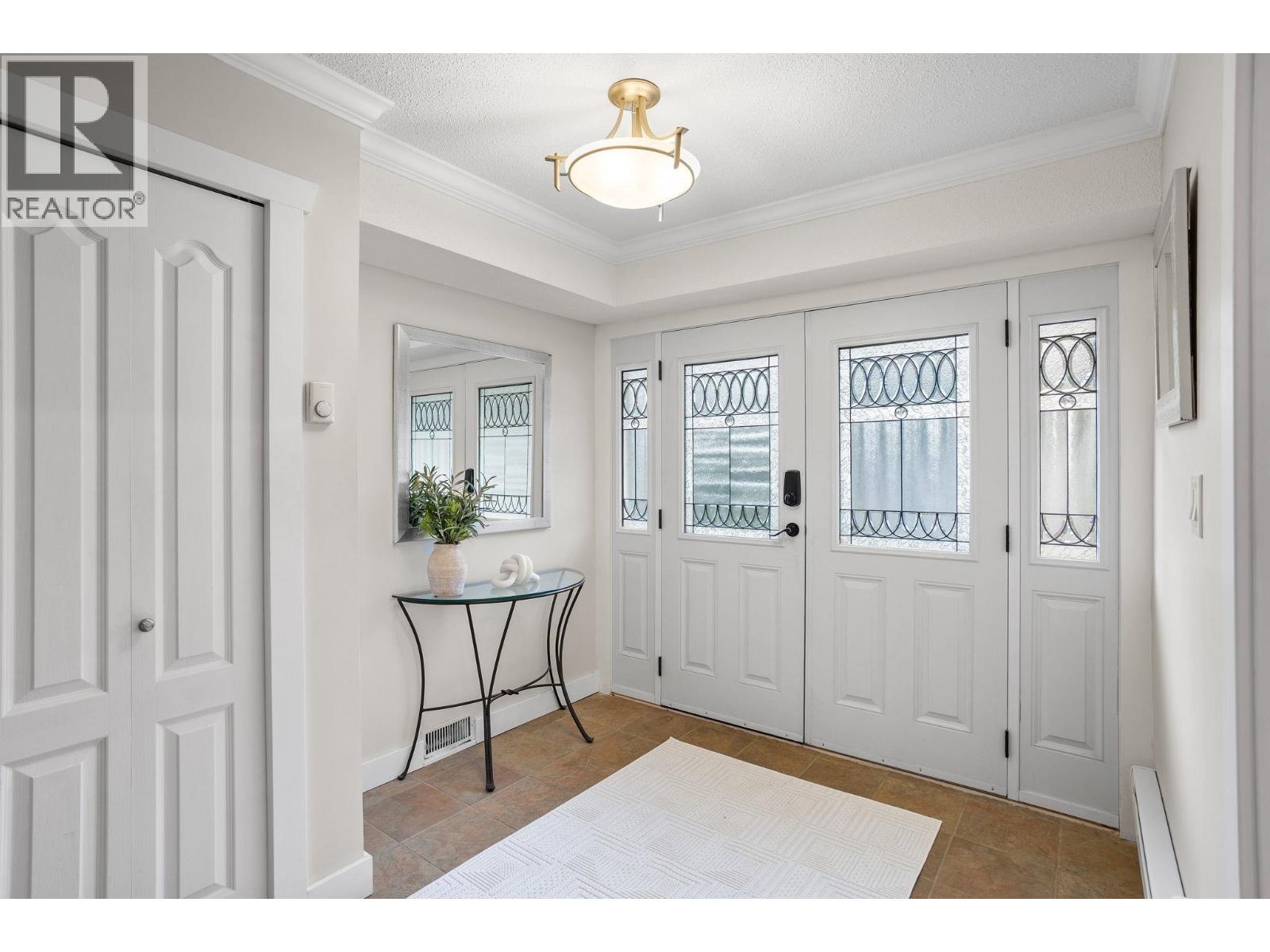 224 April Road, Port Moody, British Columbia  V3H 3W1 - Photo 3 - R3084121