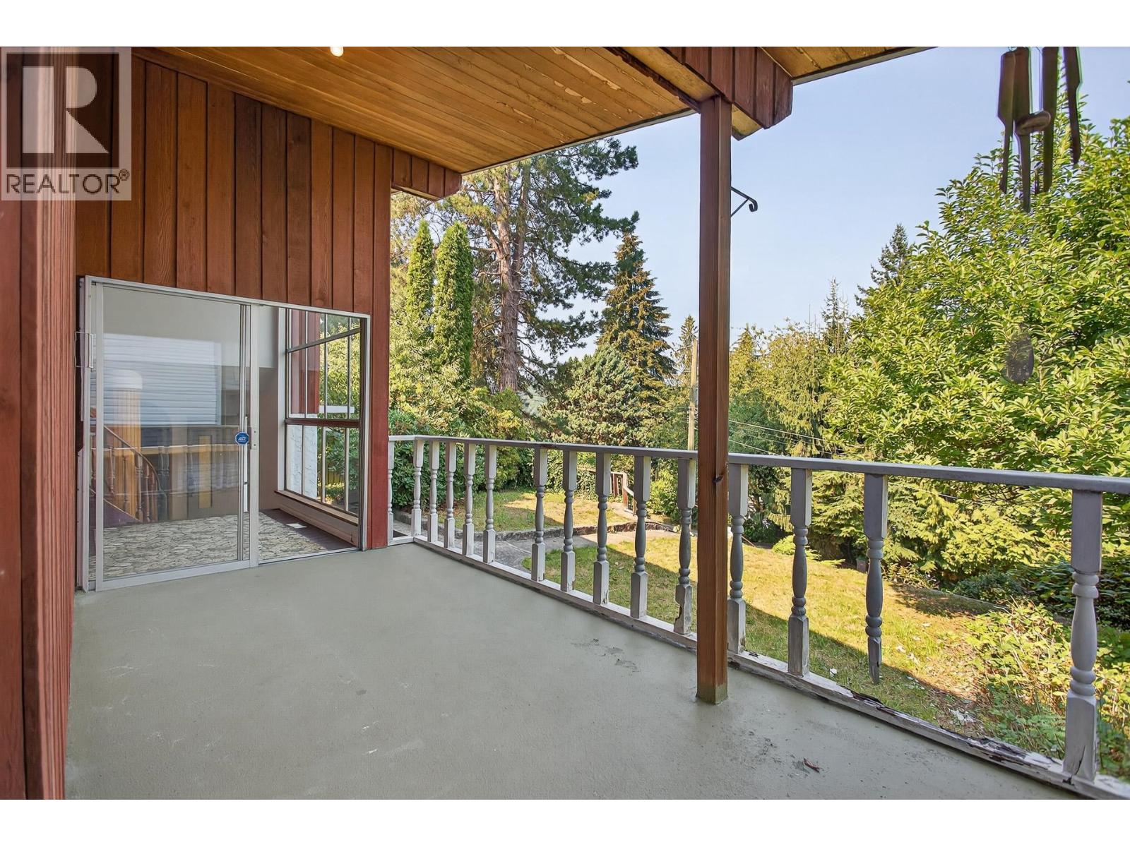 2337 St George Street, Port Moody, British Columbia  V3H 2G3 - Photo 14 - R3084123