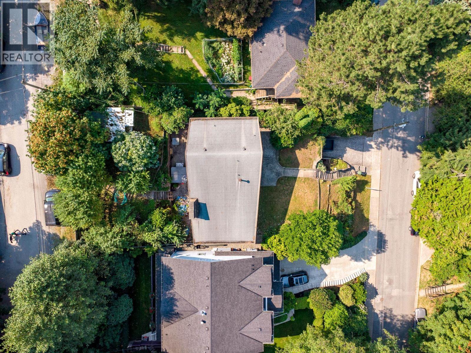 2337 St George Street, Port Moody, British Columbia  V3H 2G3 - Photo 23 - R3084123