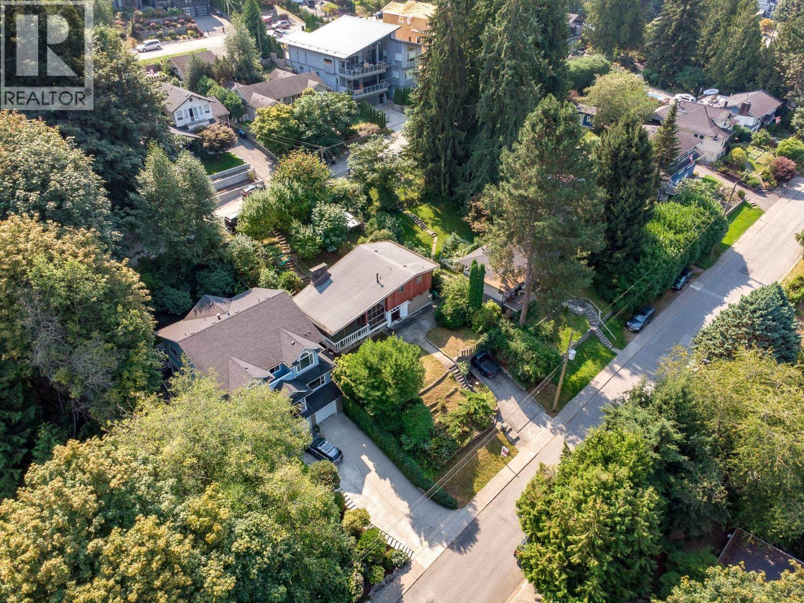 2337 St George Street, Port Moody, British Columbia  V3H 2G3 - Photo 24 - R3084123