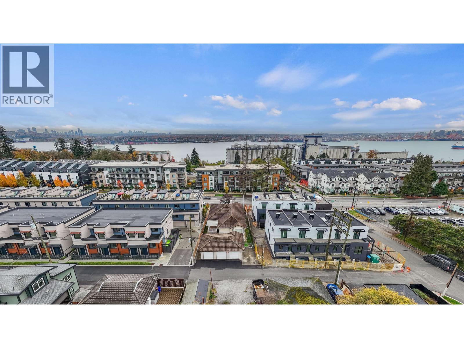 612 E 3rd Street, North Vancouver, British Columbia  V7L 1G7 - Photo 14 - R3084125