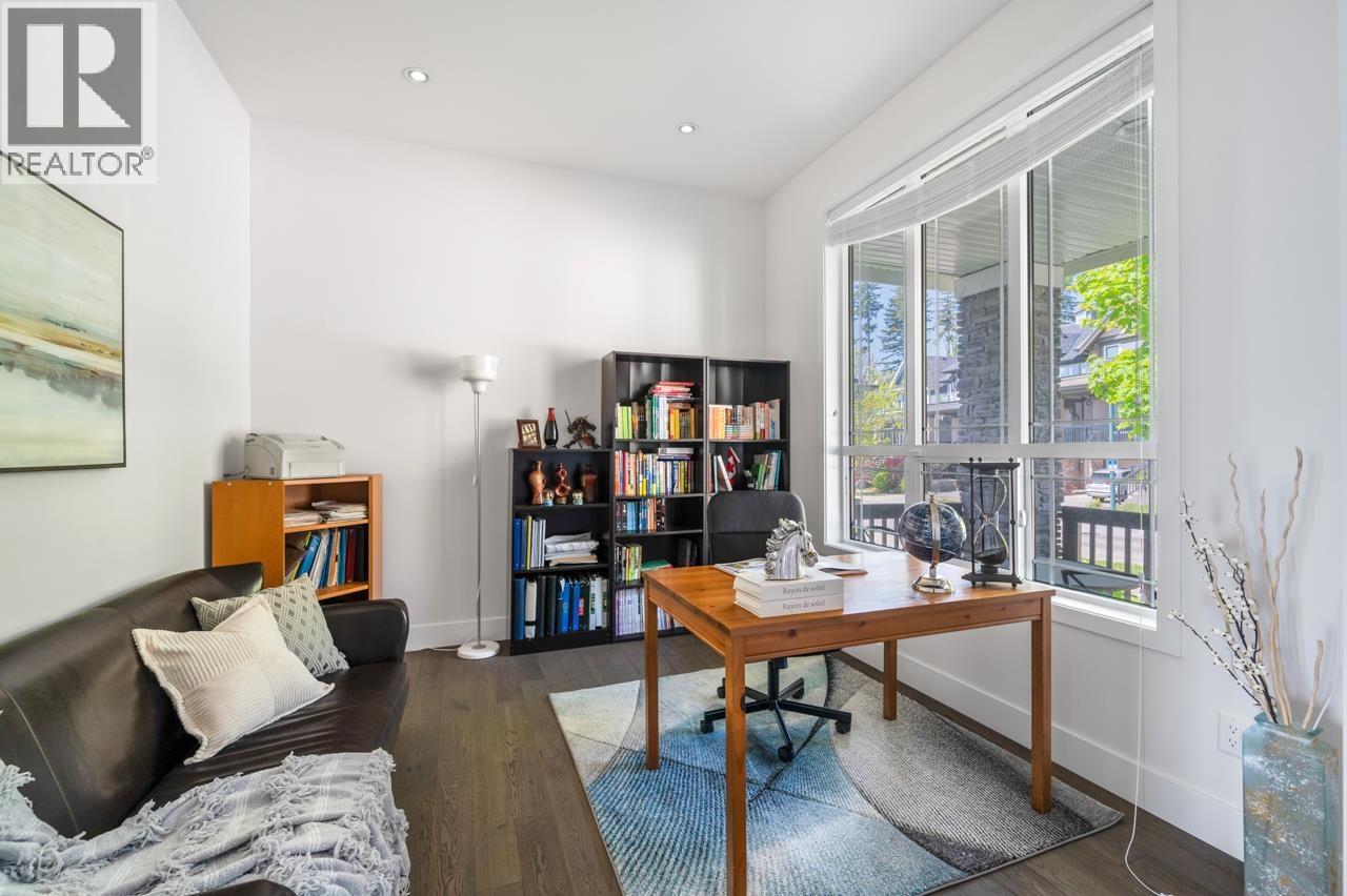 1431 Strawline Hill Street, Coquitlam, British Columbia  V3E 0L6 - Photo 10 - R3084132