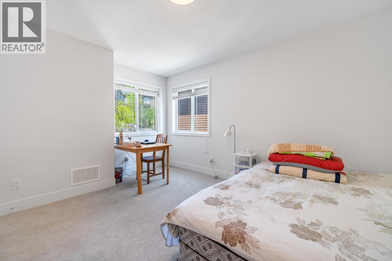 1431 Strawline Hill Street, Coquitlam, British Columbia  V3E 0L6 - Photo 12 - R3084132