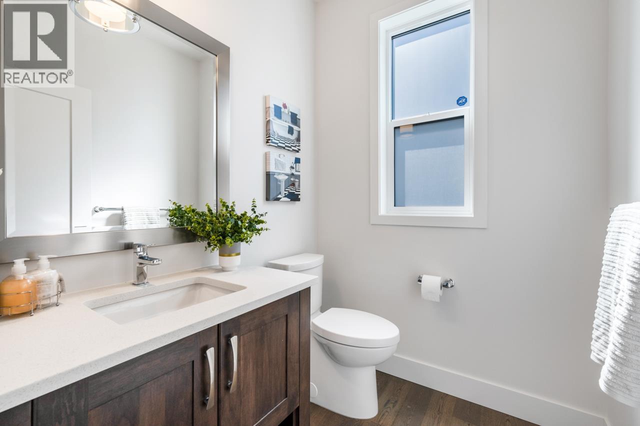 1431 Strawline Hill Street, Coquitlam, British Columbia  V3E 0L6 - Photo 19 - R3084132