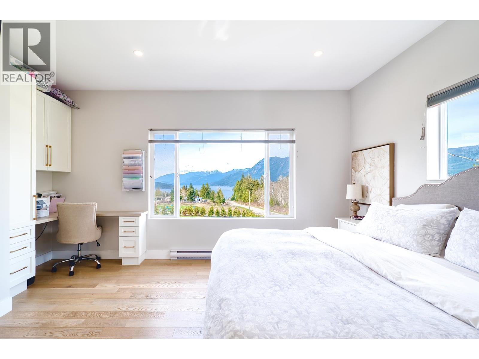 6315 Rimrock Road, Sechelt, British Columbia  V7Z 0L1 - Photo 21 - R3084135