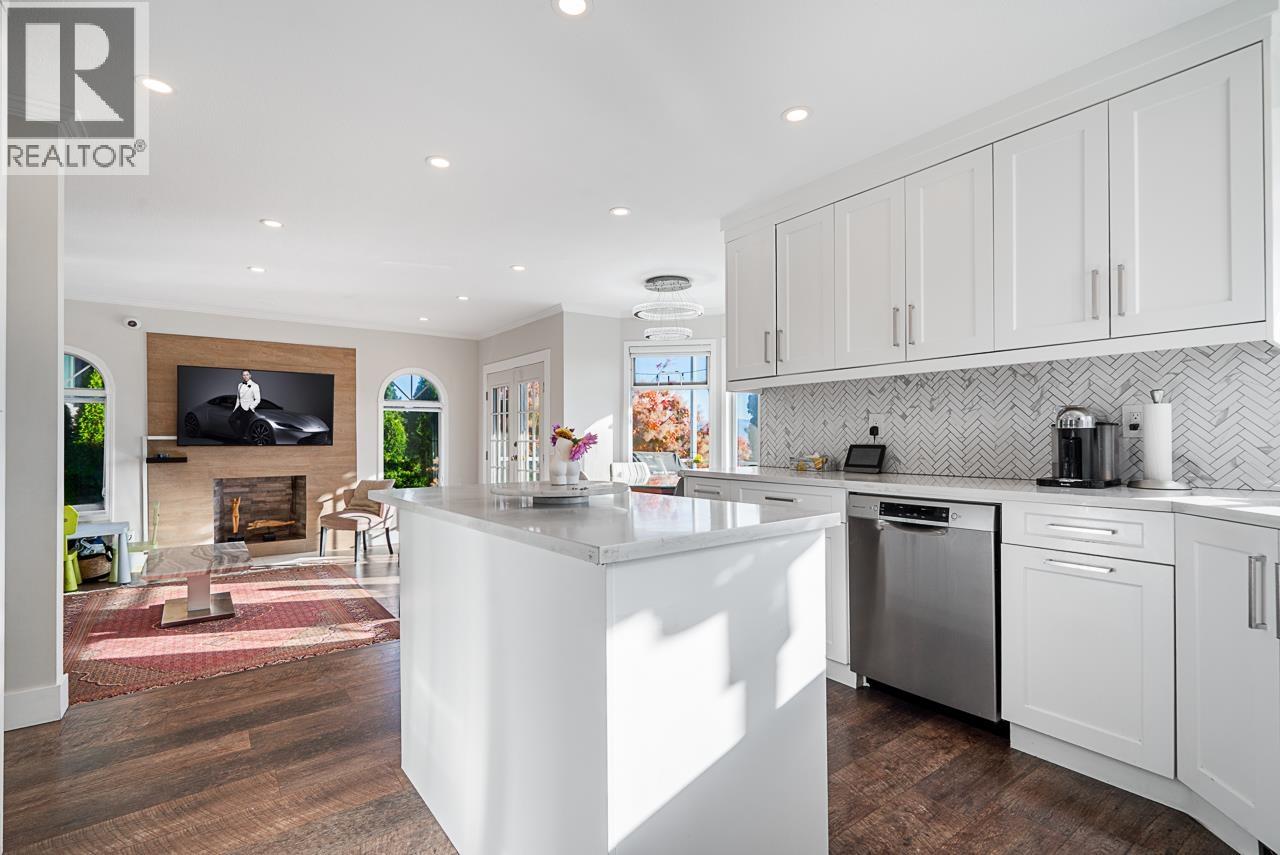 2888 Norbury Place, Coquitlam, British Columbia  V3C 5T5 - Photo 10 - R3084258