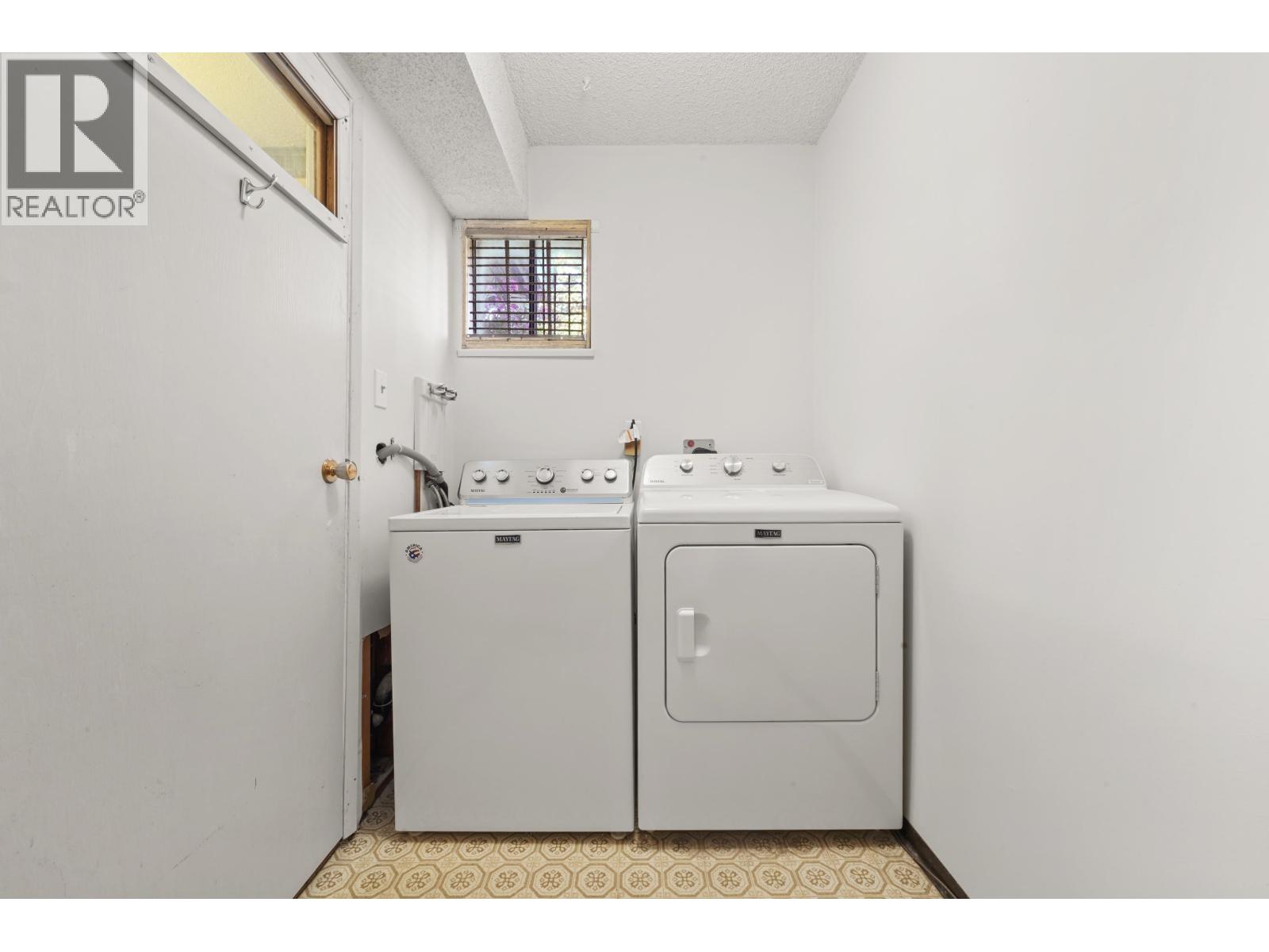 567 Clare Avenue, Burnaby, British Columbia  V5B 4L3 - Photo 26 - R3084270