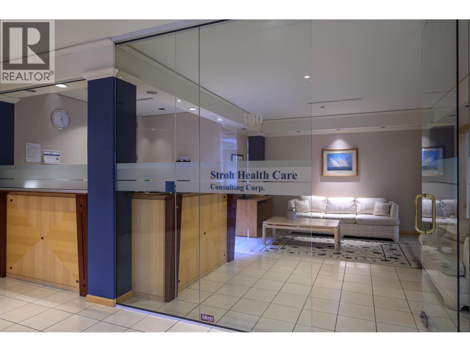 300 1530 56 Street, Delta, British Columbia  V4K 2T8 - Photo 13 - C8075622