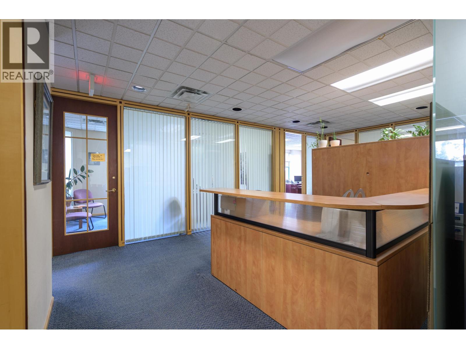 300 1530 56 Street, Delta, British Columbia  V4K 2T8 - Photo 3 - C8075622