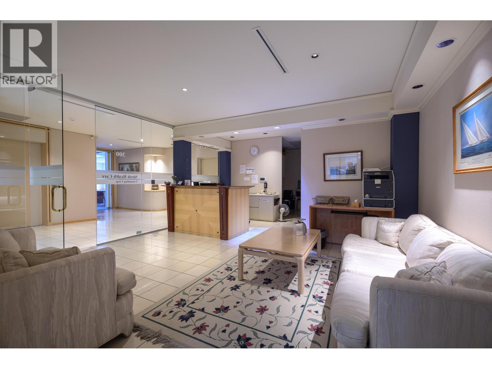 300 1530 56 Street, Delta, British Columbia  V4K 2T8 - Photo 8 - C8075622