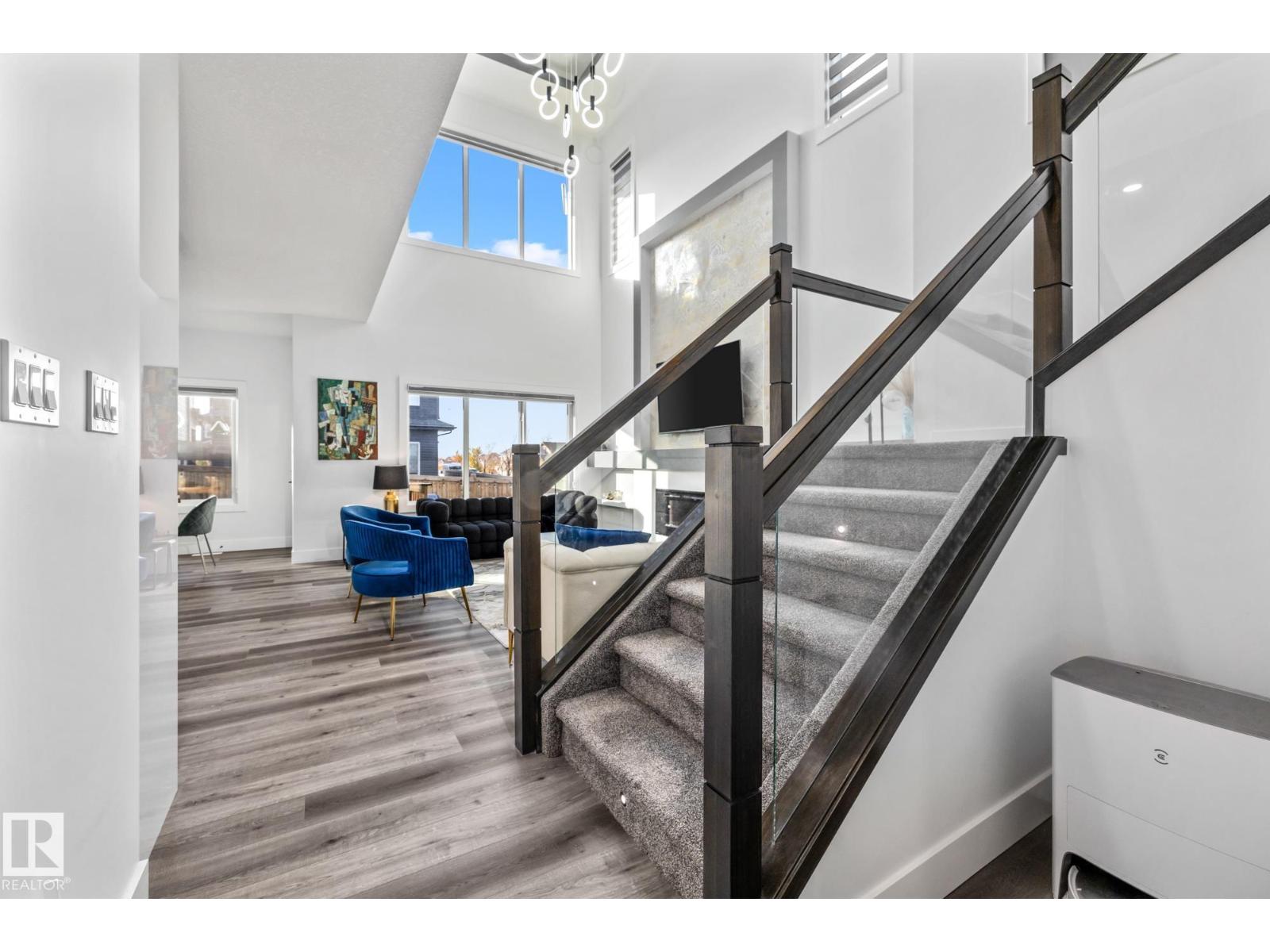 5304 Kimball Pl Sw, Edmonton, Alberta  T6W 5E6 - Photo 3 - E4471310