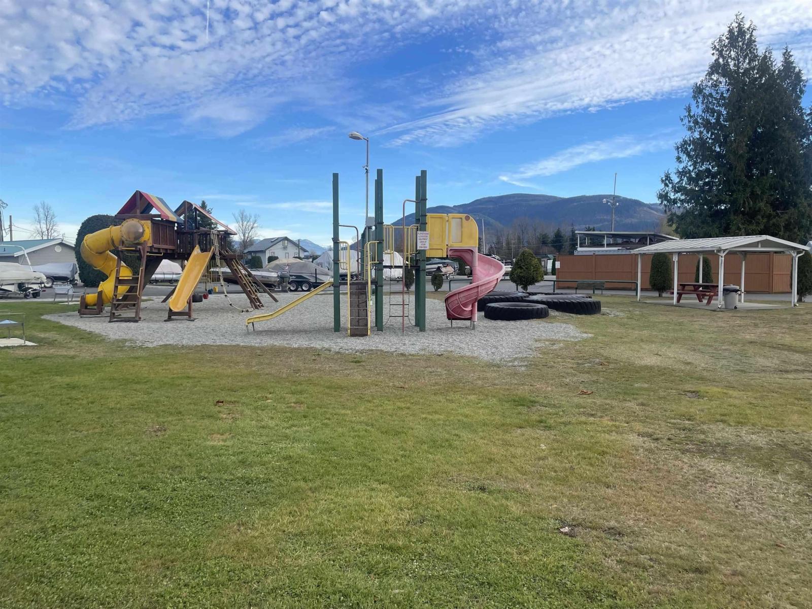 302 8400 Shook Road, Mission, British Columbia  V2V 7L3 - Photo 11 - R3084262