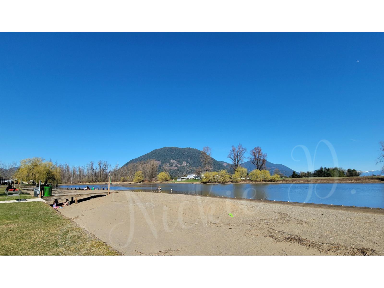 302 8400 Shook Road, Mission, British Columbia  V2V 7L3 - Photo 2 - R3084262
