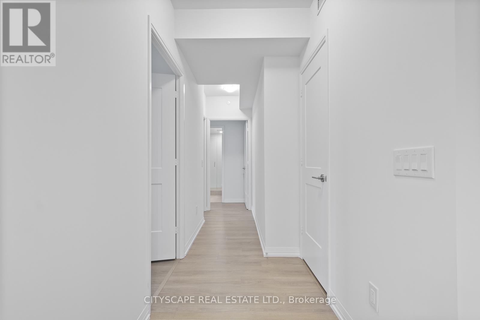 2009 - 8 Widmer Street, Toronto, Ontario  M5V 0W6 - Photo 13 - C12736876