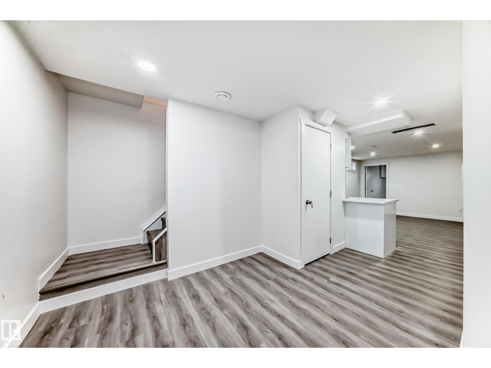 14505 23 St Nw Nw, Edmonton, Alberta  T5Y 1T4 - Photo 35 - E4471312