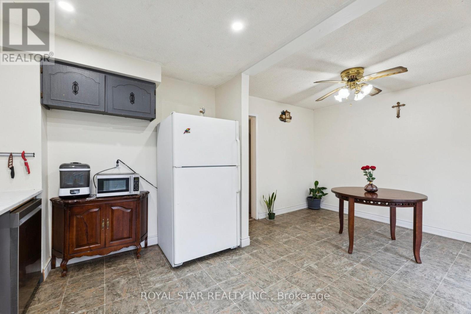 521 Gaylord Drive, Oshawa, Ontario  L1K 1L4 - Photo 13 - E12736856