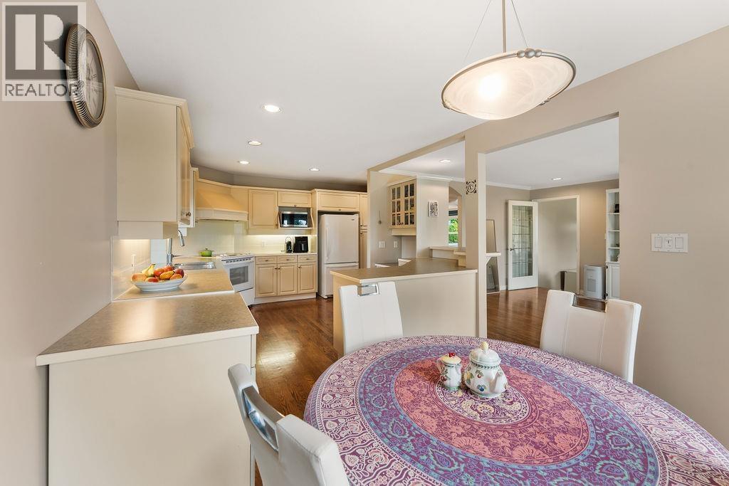 3901 Braemar Place, North Vancouver, British Columbia  V7N 4M8 - Photo 5 - R3084242